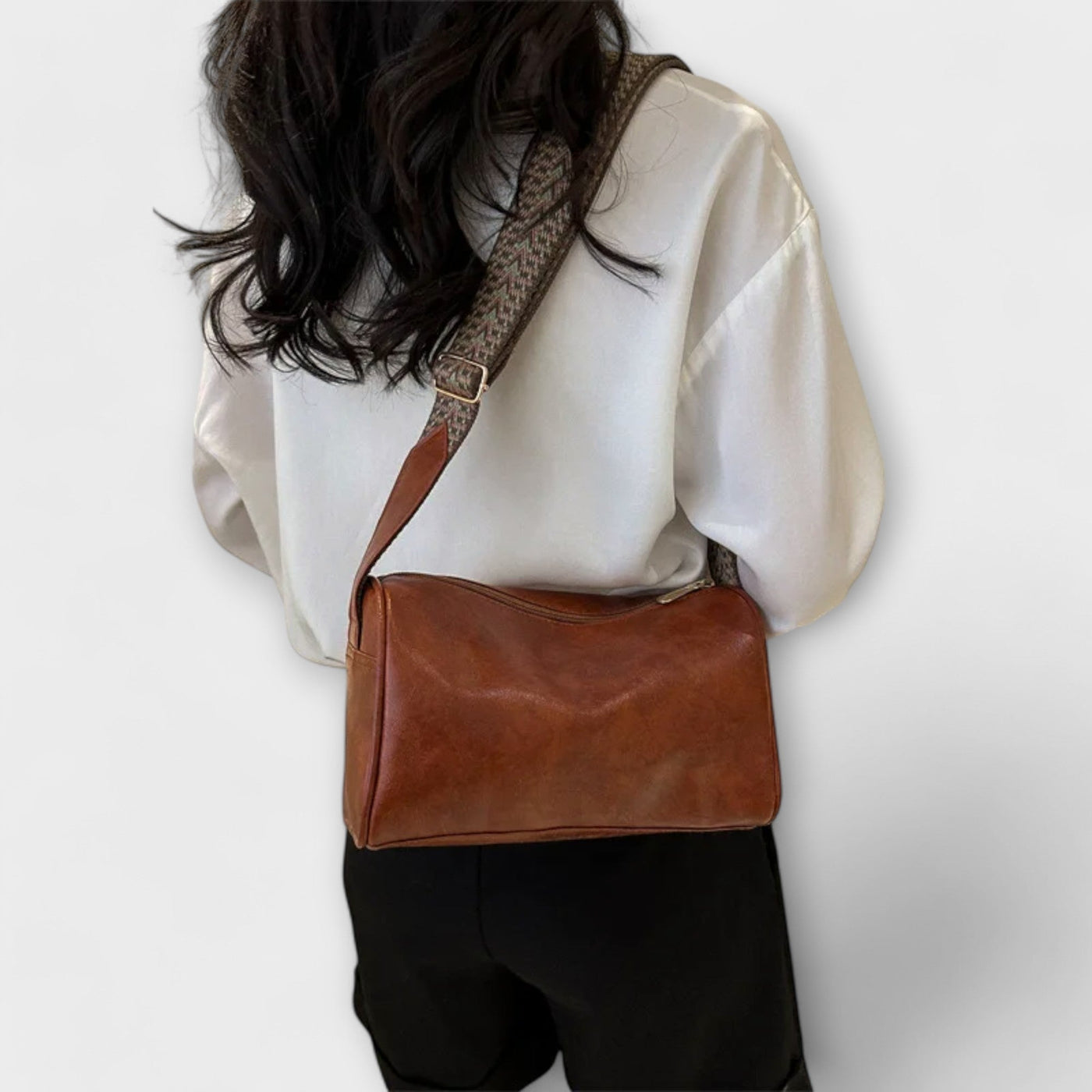 Sophie Mode - Vintage Crossbody Bag